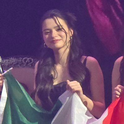 amo más a freen y becky que a mi misma