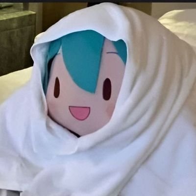 HarryPotte72650's profile picture. holis soy un femboy, mi sueño y meta es conocer a la gwen y hacernos amigo, la de kick y la de los videos y si ella ve esto yo estaría muy feliz 😄 *abrazos*