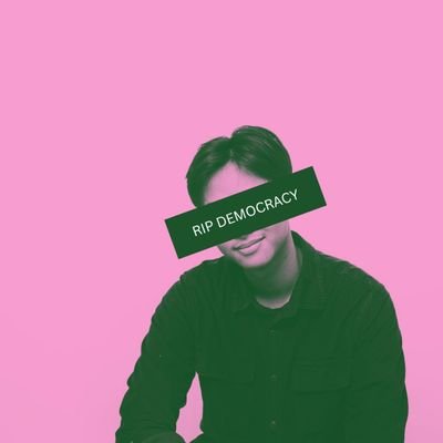 ExcapeMoney's profile picture. Belajar finance + pake AI buat daily life