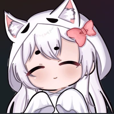 Streaming on twitch and Tiktok: noteKyrie 🐈‍⬛👻🎀🤍