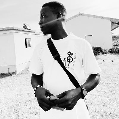 Singer | Office Manager | Graphics Designer | Entertainer#Music#Office⬇️FOR SPONS 📱+2348141698923 / olawaleblessing0@gmail https://t.co/9VKlR7NM5z