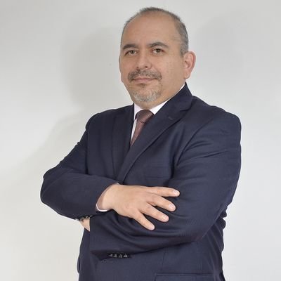 Mtro. en Derecho y Dr. en Anticorrupción y Sistema de Justicia | Catedrático de Derecho #UNAM | #DerechosHumanos #Victimas #Migración | «Los pies en la tierra»