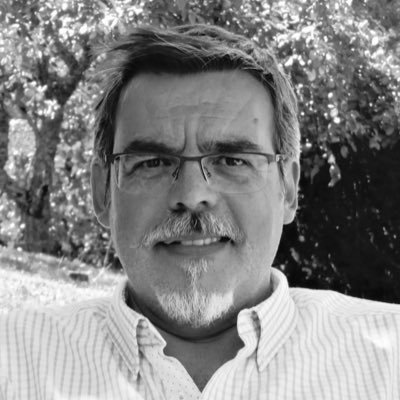 Entrepreneur, Engagé politiquement, « la recherche de l’équilibre est sûrement ce qu’il y a de plus difficile » JM - mes posts et mails n’engagent que moi