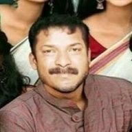 നഗ്ന സത്യം പറയുന്ന ഭ്രാന്തനാണ്.
സദാചാര വിശ്വാസിയല്ല.
ഹാസ്യ വിരോധികൾ
എൻ്റെ ഭ്രാന്തുകളിലേക്ക് വരരുത്.