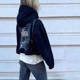 jorfuib58234's profile picture. 