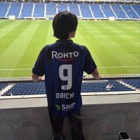 s (@oziwavy) Twitter profile photo