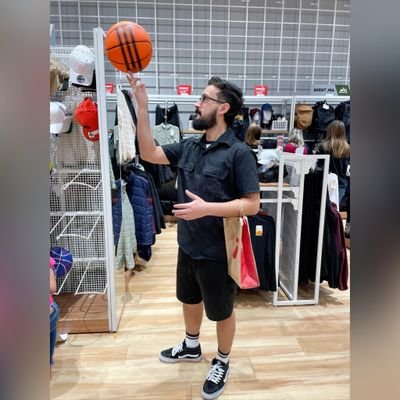 rrHenriquee's profile picture. 🇺🇲🇧🇷