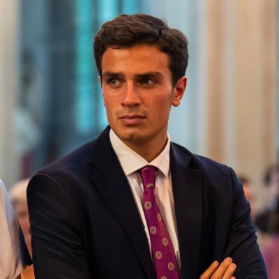 aldricmee's profile picture. ✒️ Journaliste @Le_Figaro / @ESJParis