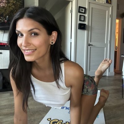 Ericacherry2008's profile picture. Tranny