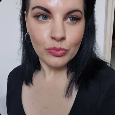 littlegem_xo's profile picture. 🏴󠁧󠁢󠁥󠁮󠁧󠁿 🌻 📚 📸