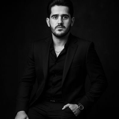 کُلُنا فداک یا مهدی...♥️
یه دی ماهیِ غرق شده در گوشی و تولید کننده نامنظمِ محتوا
