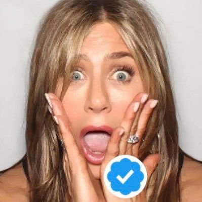 My friends call me Jen. Founder, @lolavie.