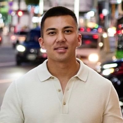 mev_omer's profile picture. Entrepreneur. Investor.