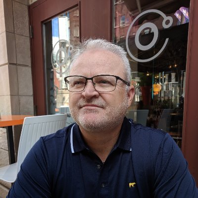 frarivo's profile picture. Taxophobe, wokophobe, gros bon sens, centre-droit.