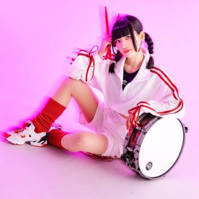 サ活と安全運転を心がけるフリーのドラマーです🥁ご依頼はalicefujiike@gmail.com ✉️ ファンコミュニティ▶︎ #藤池アリス王国国営放送 🥦 https://t.co/qReuI0uCFd #ドラマーがノッています LINEスタンプ販売中