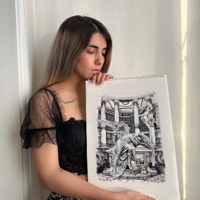 Zahraa_nft's profile picture. I'm back - Trying to be painter