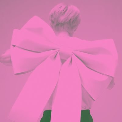 farryri's profile picture. little bit of k-pop 🤏🏻 |
web-novel and webtoon is ❤ |
like sweet, cute, and pretty things✨️