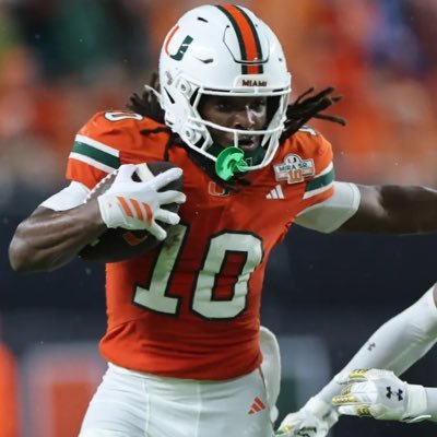 Miami Hurricanes diehard fan! It’s all about the U babyyyy 🙌🏾🟧🟩