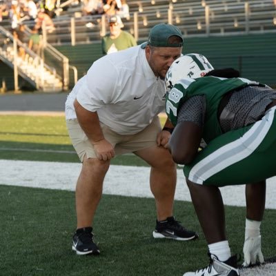 Christian, Husband, Father and OL coach at @dfhsfootball