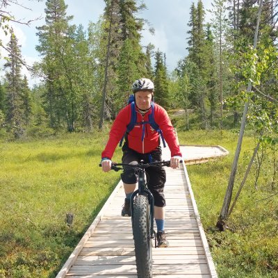 HiltuneAri's profile picture. Maatalous- ja metsätieteiden maisteri 
Metsätalousinsinööri (AMK)