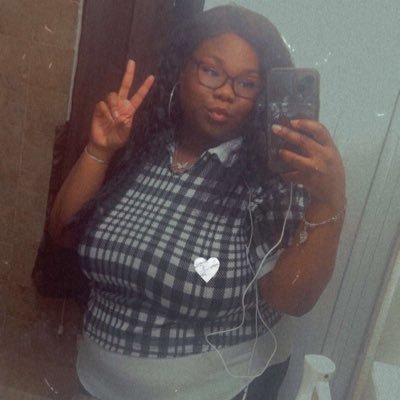 Yanaaxo's profile picture. ♊️♉️♊️ | 29💕| Gamer🎮 | Mommy 🩵| Psalm 51:10✨