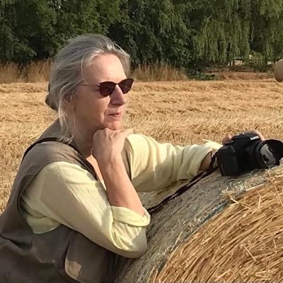 Artist, Author, nature lover, gardener, and vegetarian. DNA: English, Viking, Cornish, Scottish. Busy letting the words and paint flow