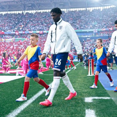 SamYahia9's profile picture. MUFC 🔴 GLAZERS OUT! 22/23 OR 45k 🌍