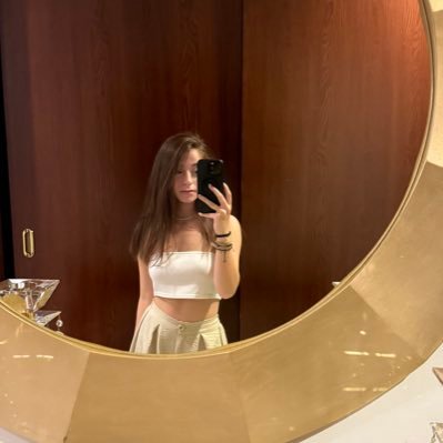 adibidii's profile picture. فسقلی