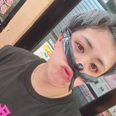 dendenkanakana's profile picture. 自分が好きなものと自分のこと好きな人だけが好きな人生