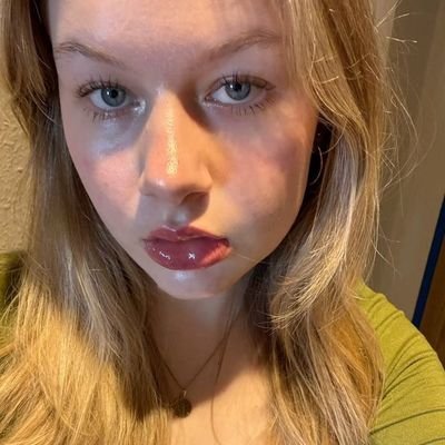 Haliyalin's profile picture. 