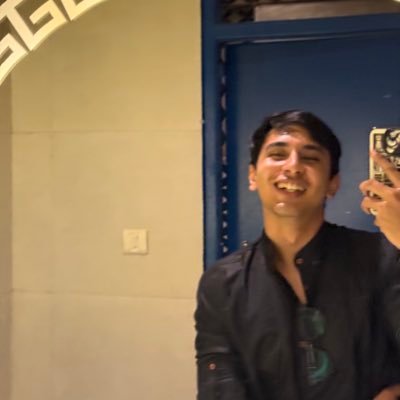 phemantics's profile picture. 24 | slowburn dev