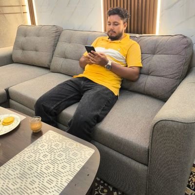 मेरे लहजे में बस 'जी हजूर' न था इसके अलावा मेरा कोई कसूर न था ......