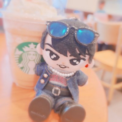 成人済み20↑/Snow Man☃️FC会員
宮舘涼太🌹ゆり組💙❤️めめだて🖤❤️
無言フォロー失礼します。
無断転載❌スパム出会い系は即ブロ❌
🔑(@D_atsu_love)打倒習近平