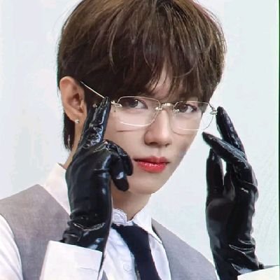 Minmin's wife💜
main account @ArmyYoongi9399