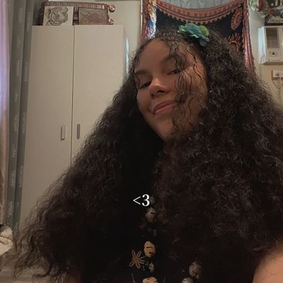 mercurian ♊ • music enthusiast 🎵 • uso/wwe fan account 🩸• just vibe yeah? • 🙏🏽✨🌺