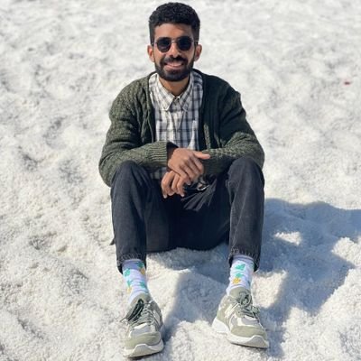 English Teacher at MDLS2
لا تَحْزَنْ إِنَّ الله معنا