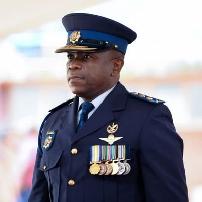 ComradeFVG's profile picture. I buy green candles at a discount and sell them as red candles at premium. FVG is the truth !