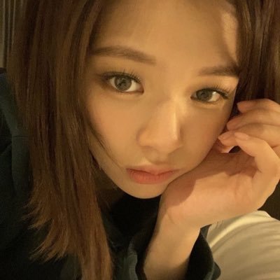 ︎︎ ︎ ︎ ︎ ︎ ︎ ︎ ︎ ︎ ︎ ︎ ︎ ︎ eu, o sunghoon e o ni-ki escutando cigarettes after sex. ㅤㅤ ︎︎ ︎ ︎ ︎ ︎ ︎ ︎ ︎ ︎ ︎ ︎ ︎ ︎ @enhypen ㅤㅤㅤㅤ& @jypetwice