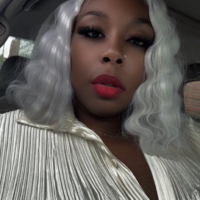Educator| Mommy| I Be Lyin| Not Interested| A Tad Problematic| 40+ Twitter| I Beat Men| Backup page: @PrettyFUKN_GorG