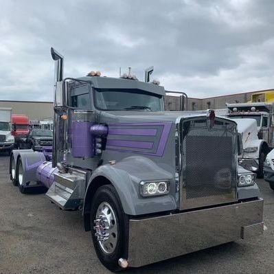Hello thanks for considering our truck services tell me a bit more about what you need, what type of truck are you looking, y? And how long do you need it