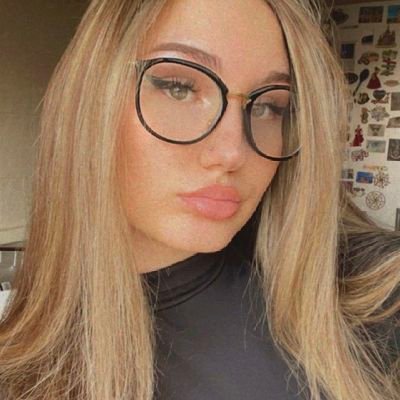 The most important thing is to leave your happiness.🥰