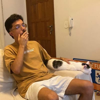 raian
💭 pensamentos twittaveis 🐦
gosto de antropologia, marxismo e filosofia, de musica e poesia