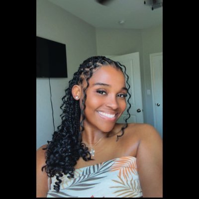 lexisharee_'s profile picture. 