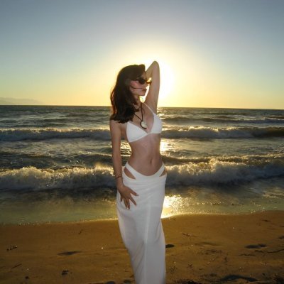 edgezxErnst's profile picture. Bonjour! 彡 Stay shining ⭐ | Let’s be mutuals ✨ ✨