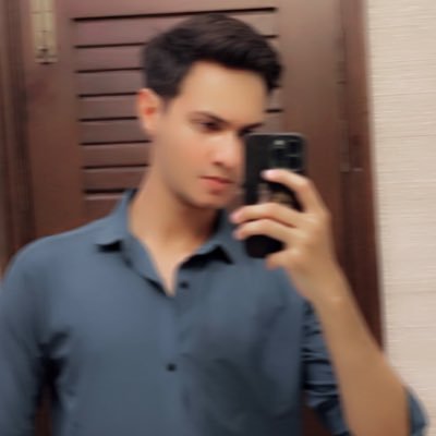 danial_mahmood1's profile picture. 💊 🩺 Photon in a double-slit :): Pensive 🤔