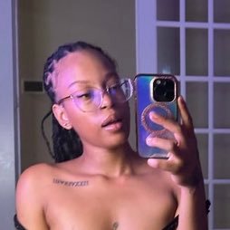 24🌈|| +18 NSFW//I love playing with d*cks 🍆/Dm for quick response/ Ft-📲Content creator✨/Paid booking service/ Dm me on telegram for FaceTime and content 🤤💦