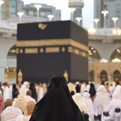The Prophet ﷺ was more beautiful than the full moon......
~ ❤✨Selenophile 🌕