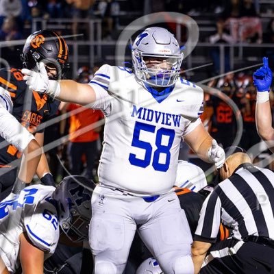 |Midview HS, Co 26’| |5’10/265 OL/DT|4.0GPA|26ACT|225HC|520BS|310BP|Team Captain|