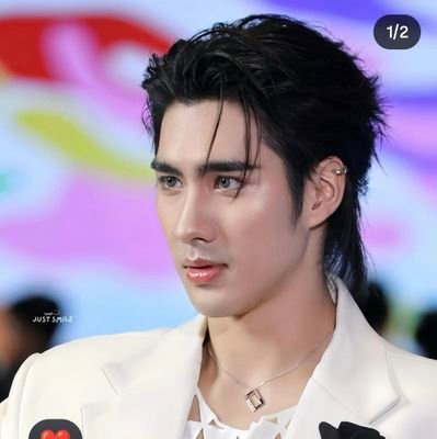BL Multi-fan: ZNN FirstKhao Peterpanzz_w Pondponlawit DaouOffroad AuauSave
KPop stan & K/C/J-drama addict