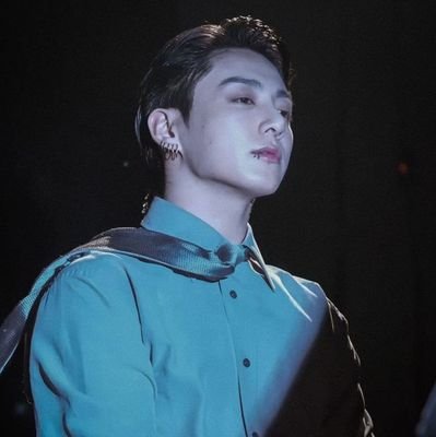 ㅤㅤㅤ
Накривил е калпачето;; ㅤㅤㅤㅤㅤㅤㅤㅤㅤㅤ
I've got a fever, don't breathe on me. I'm a believer in nobody. ㅤㅤㅤㅤㅤㅤㅤ ⁱ ʷᵃⁿⁿᵃ ᵗᵘʳⁿ ʸᵒᵘ ᵃʳᵒᵘⁿᵈ
ㅤㅤㅤㅤㅤㅤㅤㅤㅤㅤㅤㅤㅤ